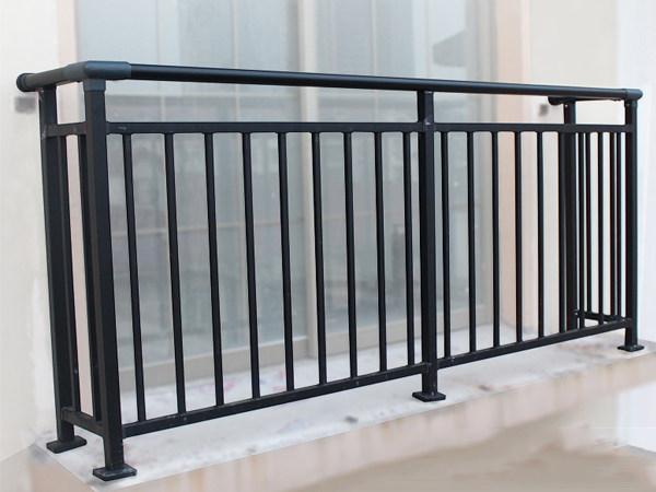 標(biāo)準(zhǔn)陽臺護欄圖片二