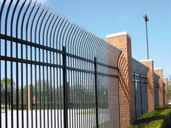 彎頭圍墻護(hù)欄 彎頭圍墻護(hù)欄