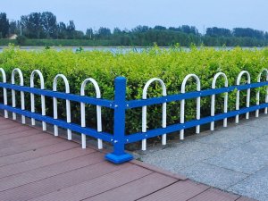 噴塑草坪護(hù)欄 噴塑草坪護(hù)欄