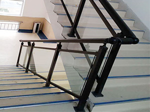 玻璃鋁合金樓梯扶手