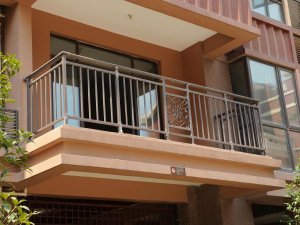 陽臺護(hù)欄材質(zhì)可以分多少種？