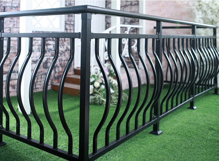 鋅鋼陽(yáng)臺(tái)護(hù)欄 鋅鋼陽(yáng)臺(tái)護(hù)欄