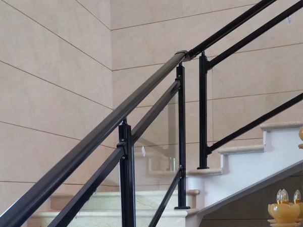 大批量采購(gòu)樓梯扶手，從這3款樓梯扶手中就對(duì)了！