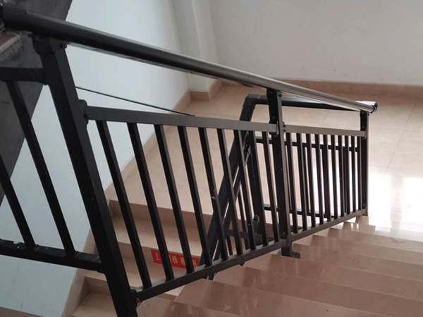 大批量采購(gòu)樓梯扶手，從這3款樓梯扶手中就對(duì)了！