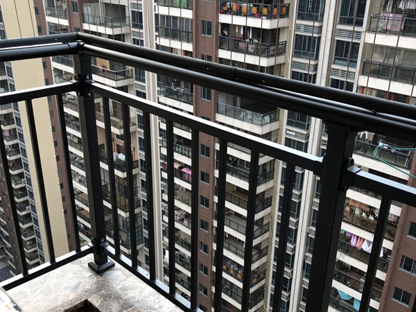 陽臺(tái)護(hù)欄定制定做渠道有哪些？