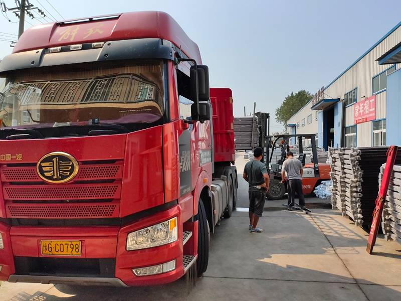 金用護欄2020年9月8日鋅鋼陽臺護欄發(fā)貨！