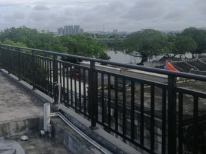 陽臺欄桿定制廠家哪家好？