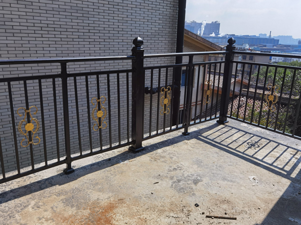 護(hù)欄定制加工方法