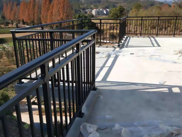 陽臺護欄哪里有賣的？