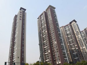 常州星河國際小區(qū)飄窗護欄、樓梯扶手定制