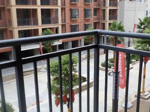 鋅鋼護欄能用多少年？