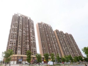 阜陽(yáng)簡(jiǎn)愛(ài)城小區(qū)百葉窗、樓梯扶手定制