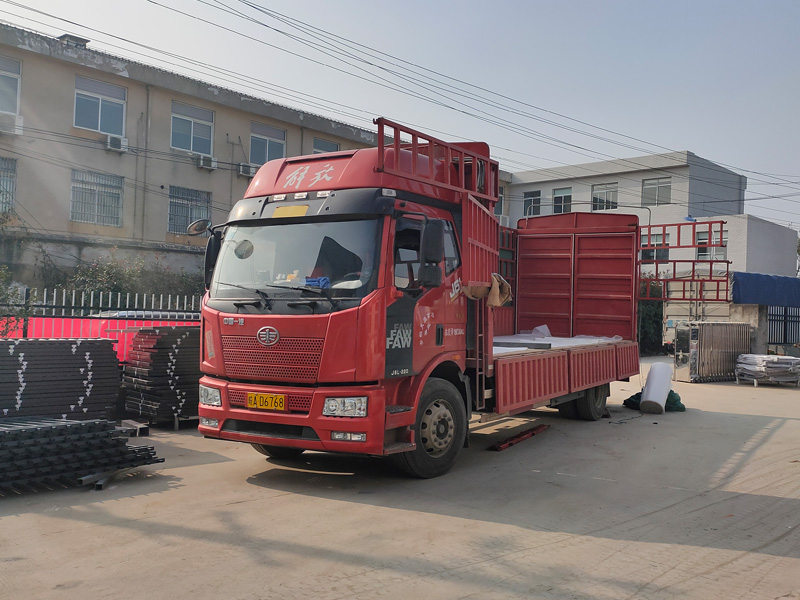 金用護(hù)欄2020年12月16日上午鋅鋼陽臺(tái)護(hù)欄發(fā)貨！