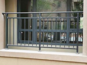 鋅鋼護(hù)欄生產(chǎn)廠家電話多少？