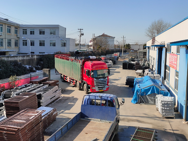 金用護(hù)欄2020年12月29日上午鋅鋼百葉窗發(fā)貨！