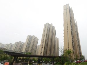 合肥禹洲翡翠湖郡小區(qū)百葉窗、樓梯扶手定制