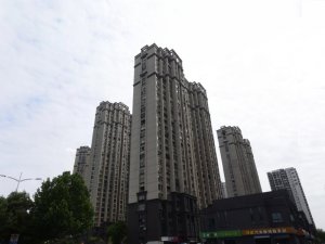 合肥春暉園小區(qū)陽臺護欄、樓梯扶手定制