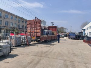 金用護(hù)欄2021年3月2日鋅鋼陽(yáng)臺(tái)護(hù)欄發(fā)貨！