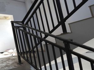 樓梯扶手多少錢一平方米？