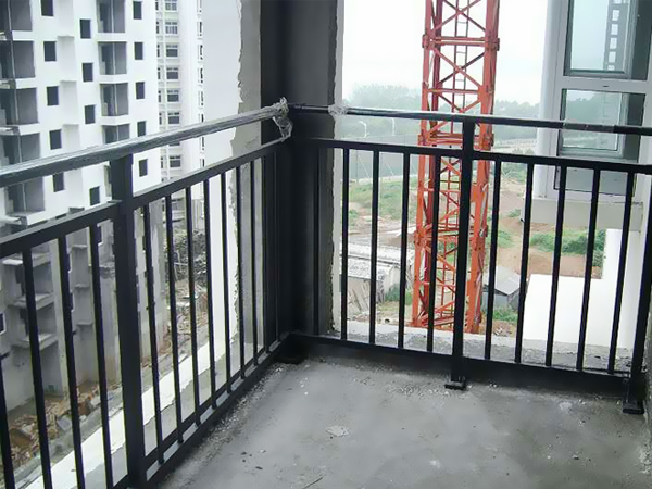 陽臺欄桿怎么選擇？