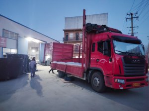 金用護欄2021年3月22日鋁合金百葉窗發(fā)貨！