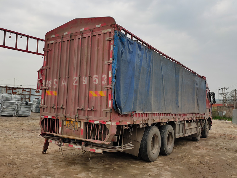 金用護(hù)欄2021年3月29日鋅鋼陽(yáng)臺(tái)欄桿發(fā)貨！