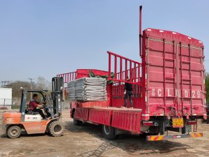 金用護(hù)欄2021年3月29日鋅鋼陽(yáng)臺(tái)護(hù)欄發(fā)貨！