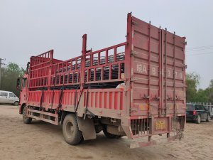 金用護(hù)欄2021年4月13日鋅鋼樓梯扶手發(fā)貨！