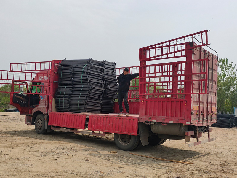 金用護(hù)欄2021年4月15日鋅鋼護(hù)窗欄桿發(fā)貨！