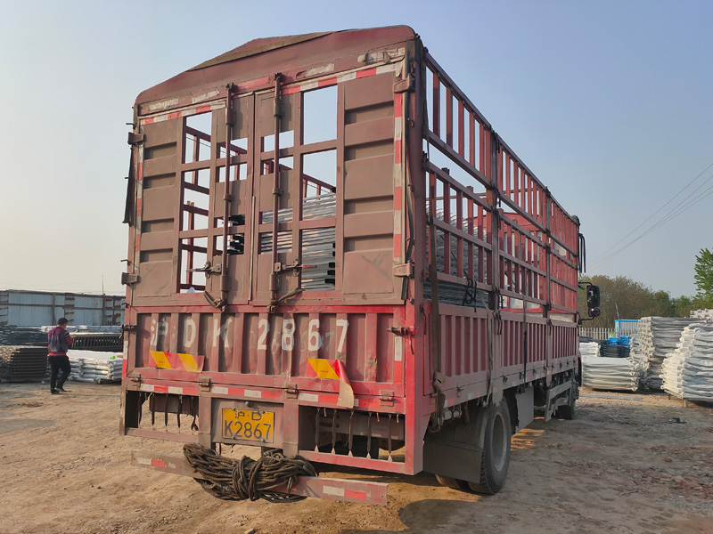 金用護(hù)欄2021年4月15日鋅鋼圍墻護(hù)欄發(fā)貨！