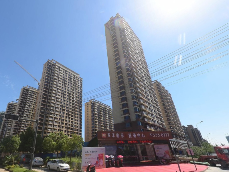 合肥龍澤府第小區(qū)項(xiàng)目定制空調(diào)欄桿、樓梯欄桿產(chǎn)品