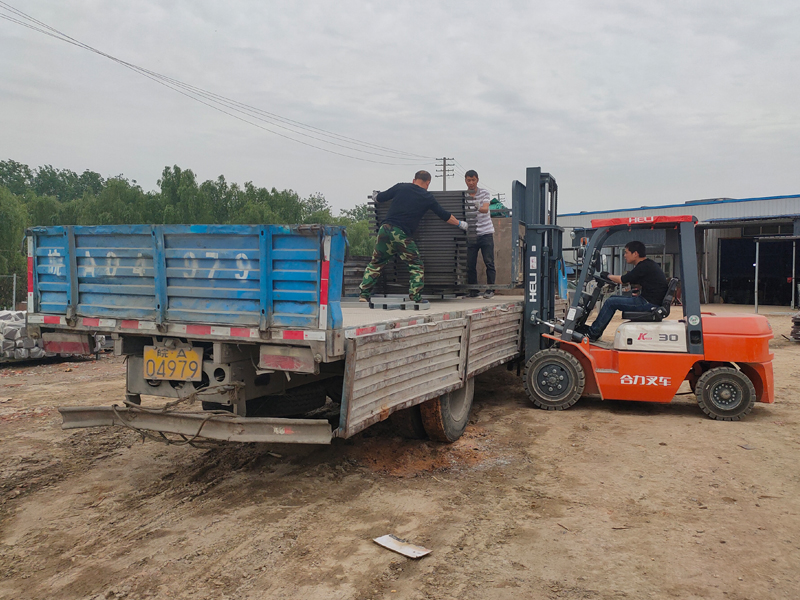 金用護(hù)欄2021年5月6日鋅鋼飄窗護(hù)欄發(fā)貨！