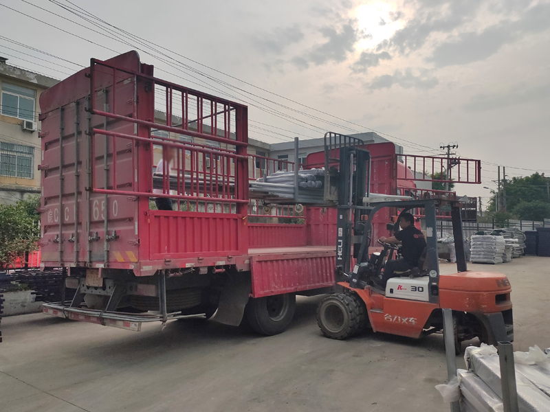 金用護欄2021年5月20日鋅鋼陽臺護欄發(fā)貨！