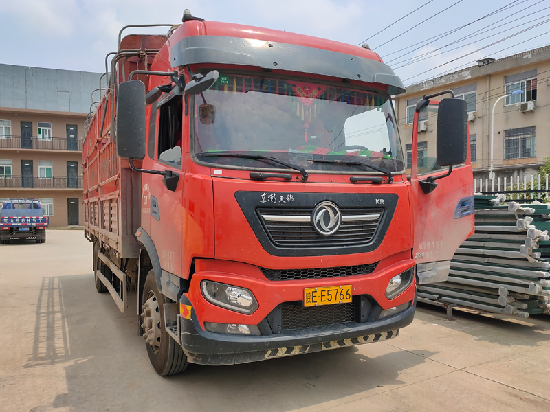 金用護欄2021年6月2日鋅鋼百葉窗發(fā)貨！