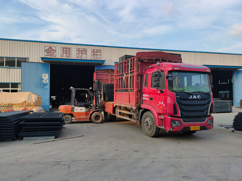 金用護欄2021年7月24日鋅鋼百葉窗發(fā)貨！