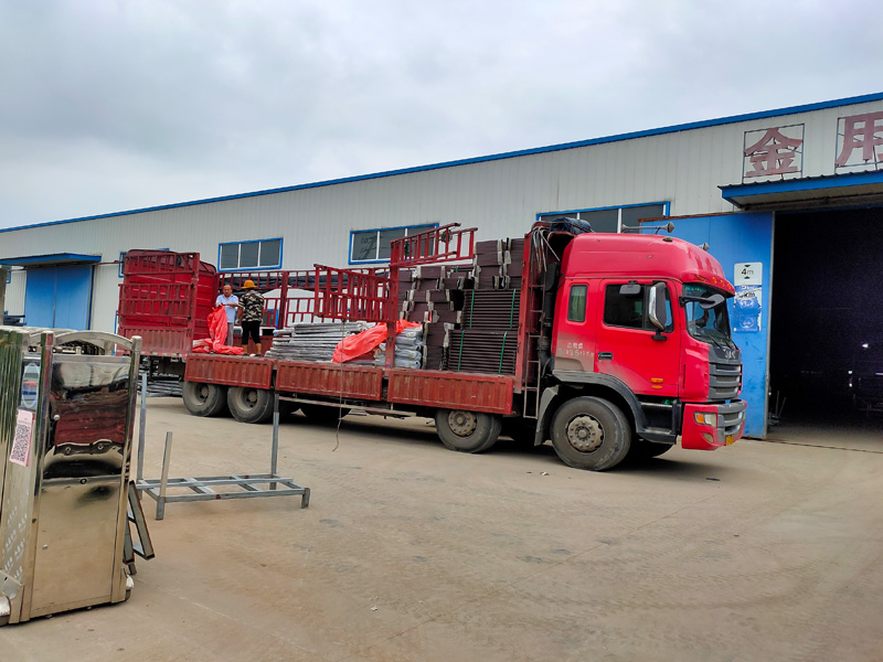 金用護(hù)欄2021年9月8日鋅鋼空調(diào)護(hù)欄發(fā)貨！