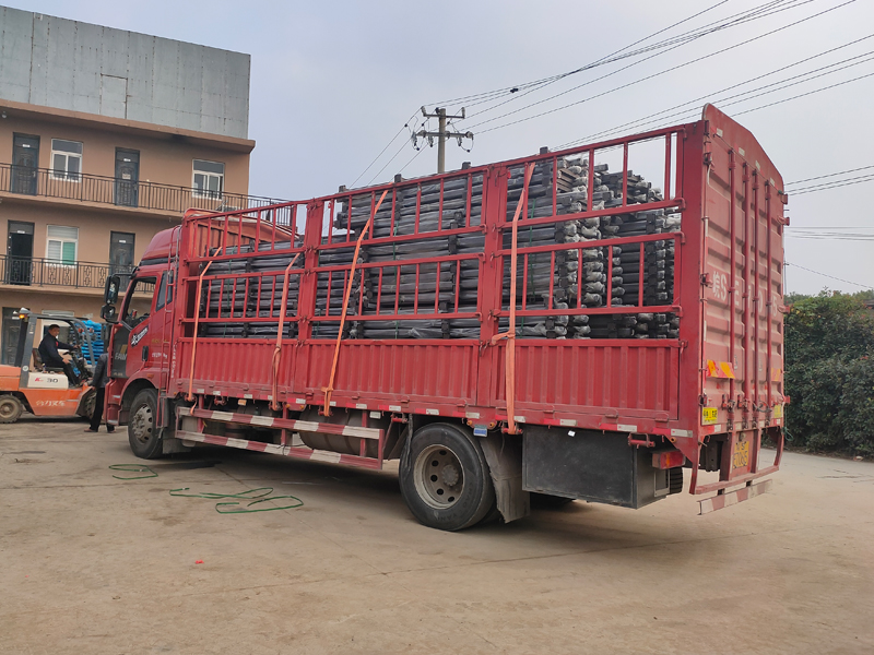 金用護(hù)欄2021年10月22日鋅鋼連廊護(hù)欄發(fā)貨！