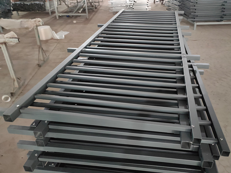 小區(qū)鍍鋅護(hù)欄5