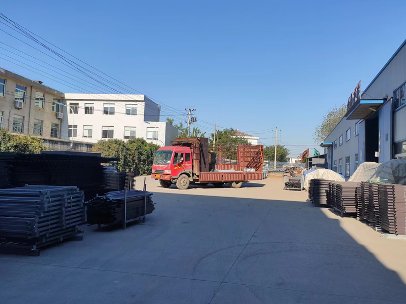 金用護(hù)欄2022年10月21日鋁合金百葉窗裝車發(fā)貨！