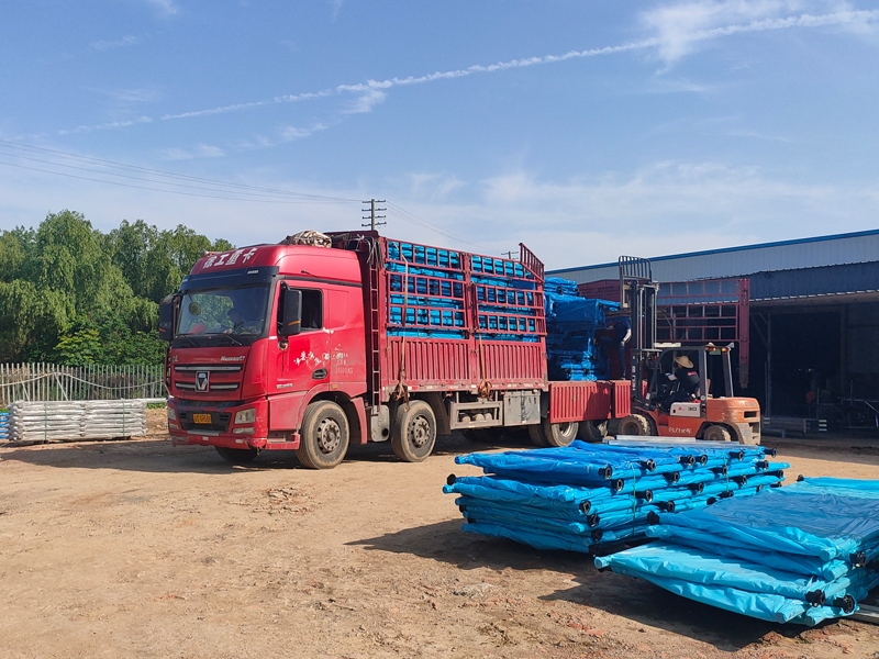 2023年5月19日鋅鋼陽臺(tái)護(hù)欄裝車發(fā)貨！