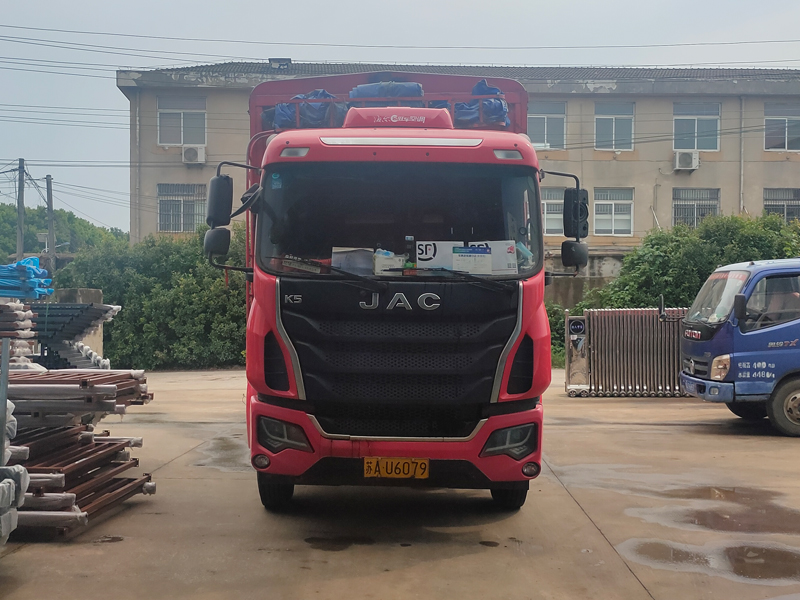 2023年6月29日鋅鋼飄窗護(hù)欄裝車發(fā)貨！