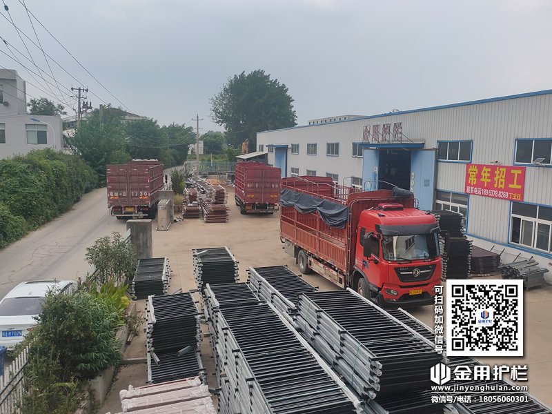 2023年8月18日鋅鋼百葉窗裝車發(fā)貨！