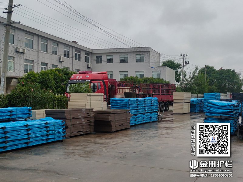 2024年6月19日鋁合金百葉窗裝車發(fā)貨！