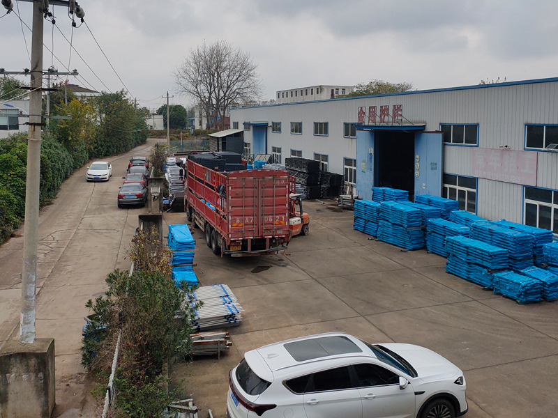 2024年11月20日鋅鋼百葉窗裝車(chē)發(fā)貨！