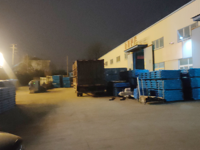 2024年12月23日鋅鋼百葉窗裝車發(fā)貨！