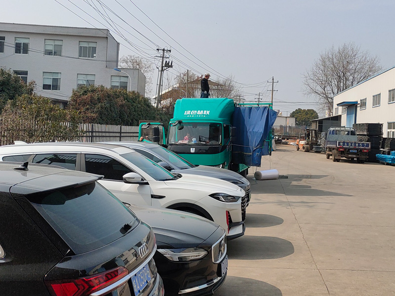 2025年3月3日鋅鋼百葉窗裝車發(fā)貨！