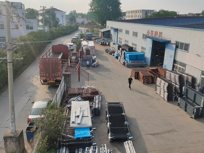 2025年5月23日鋅鋼圍墻護(hù)欄裝車發(fā)貨！